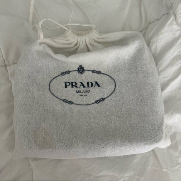 Prada Re-Nylon Re-Edition 2000 Mini-Bag - Picture 9 of 10